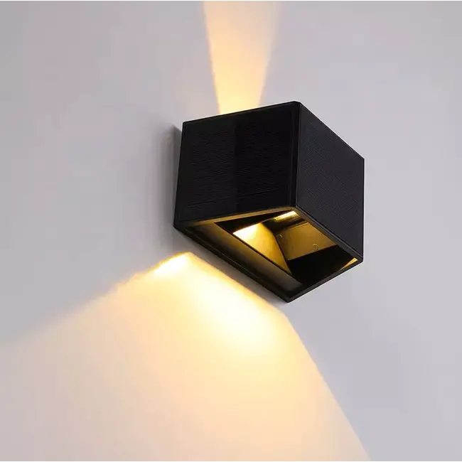 Ener-J Solar Powered, Adjustable Beam Angle Wall Light