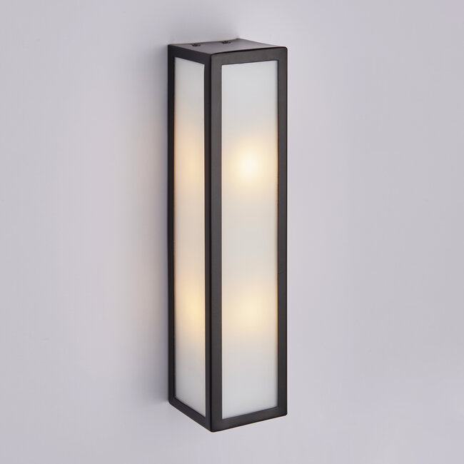 Fletcher 2lt Wall