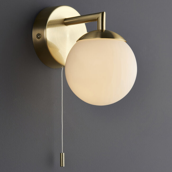 Milo 1lt Wall IP44 Brushed Brass