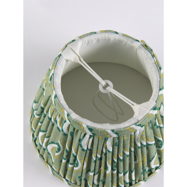 Polyester 16cm Clip Shade Spring Green