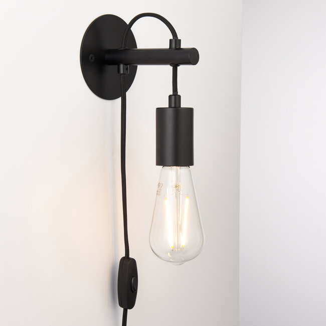 Monte Wall Light Matt Black