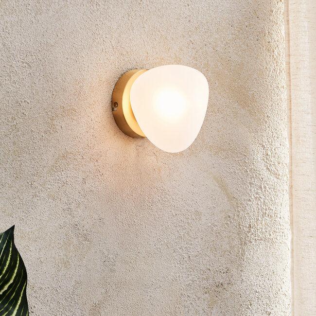 Cobble Wall Satin Gold