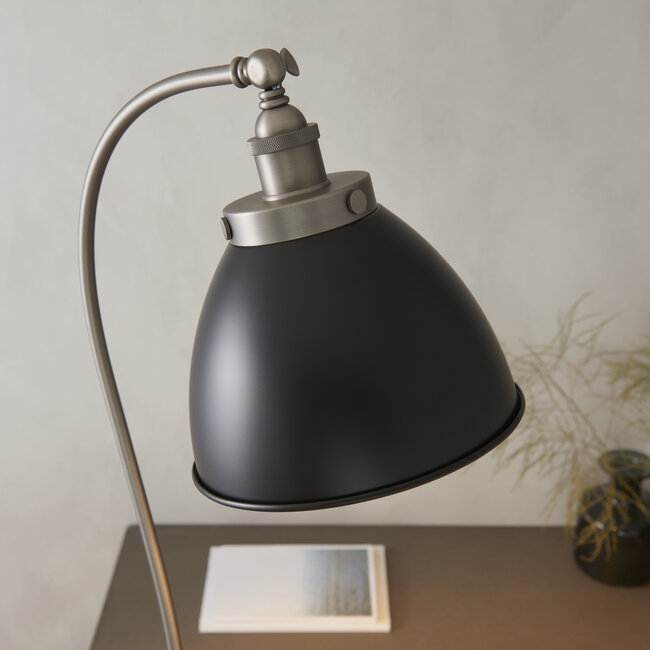 Franklin Floor - Black