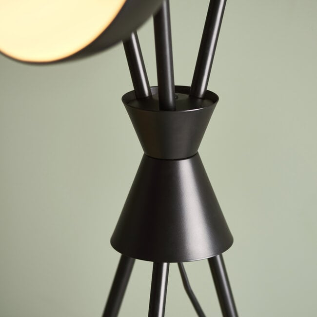 Levi 3lt Floor Matt Black