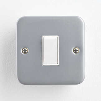 Saxby Electrical 10A 1G Intermediate Switch