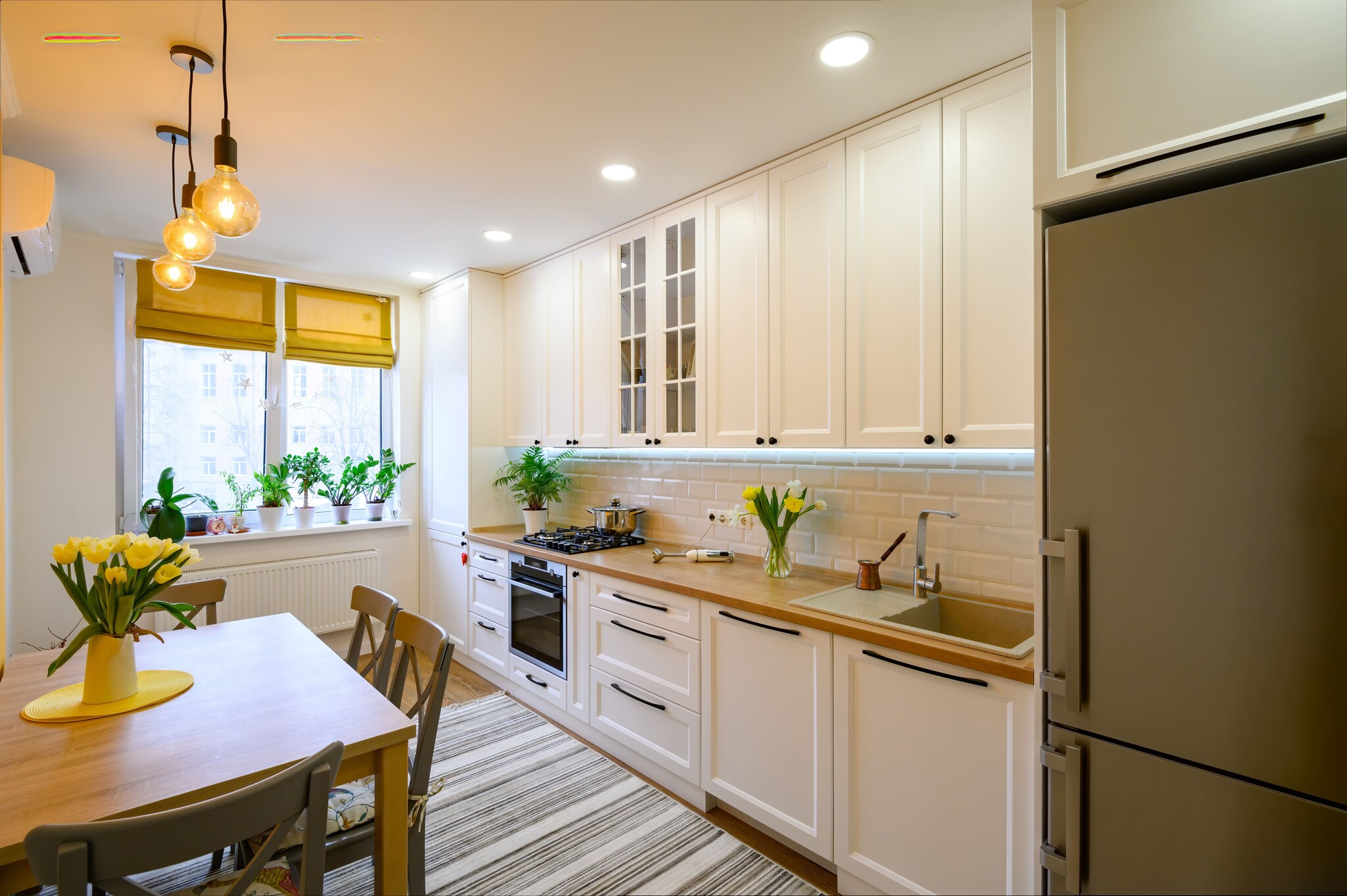 A Guide to LED Bulbs: Save Energy Without Sacrificing Style
