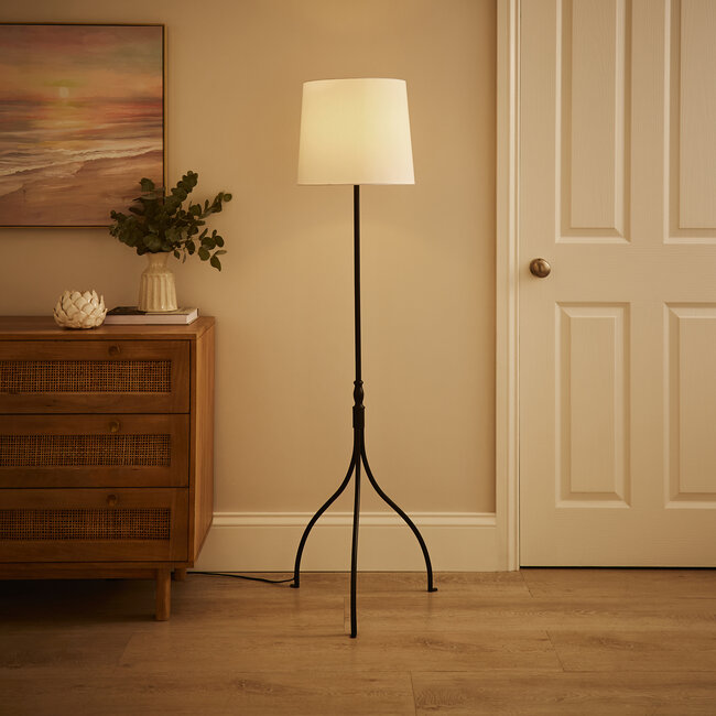 Tripod Floor Light