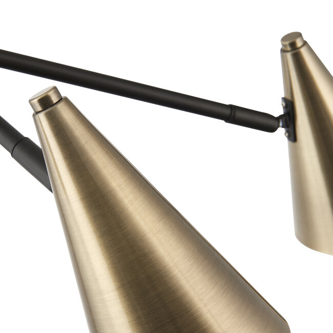 Trumpets 4lt Semi Flush