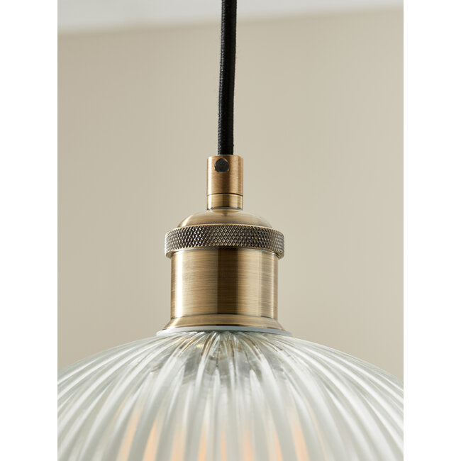 Hellie 1lt Pendant