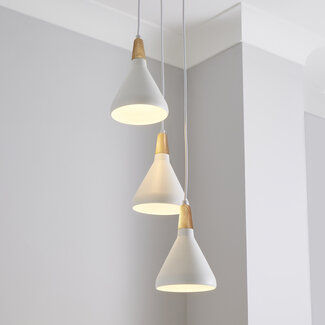 Wulster 3 Lt Cluster Fitting White