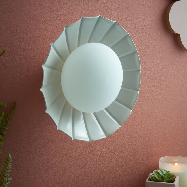 Urchin 25cm Rechargeable Wall Light Cream