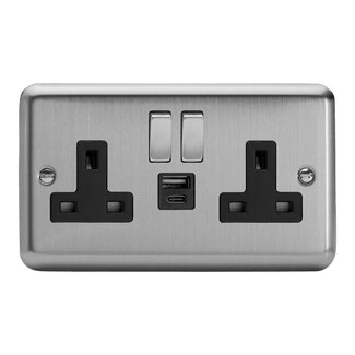 Varilight Double Socket with 20W Shared USB A & C Charging Ports Chrome Black Insert