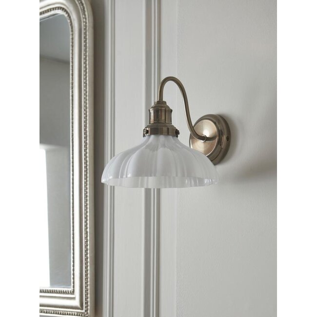 Vintage Ribbed bathroom wall light