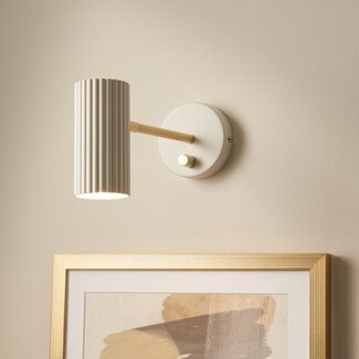 Gigi Extended Picture Light Sandstone