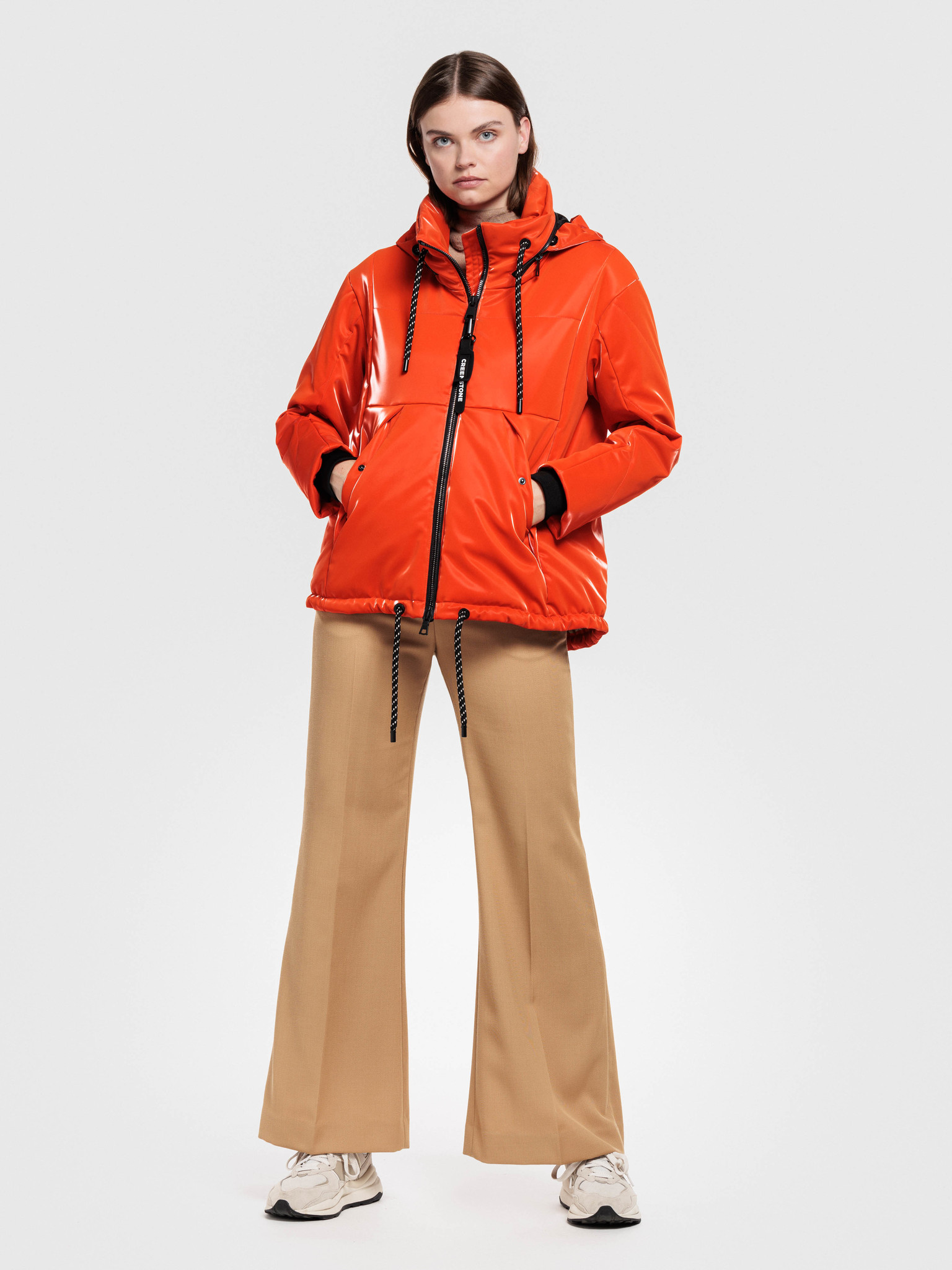 Short lacquer puffer jacket - Lava Red - Creenstone