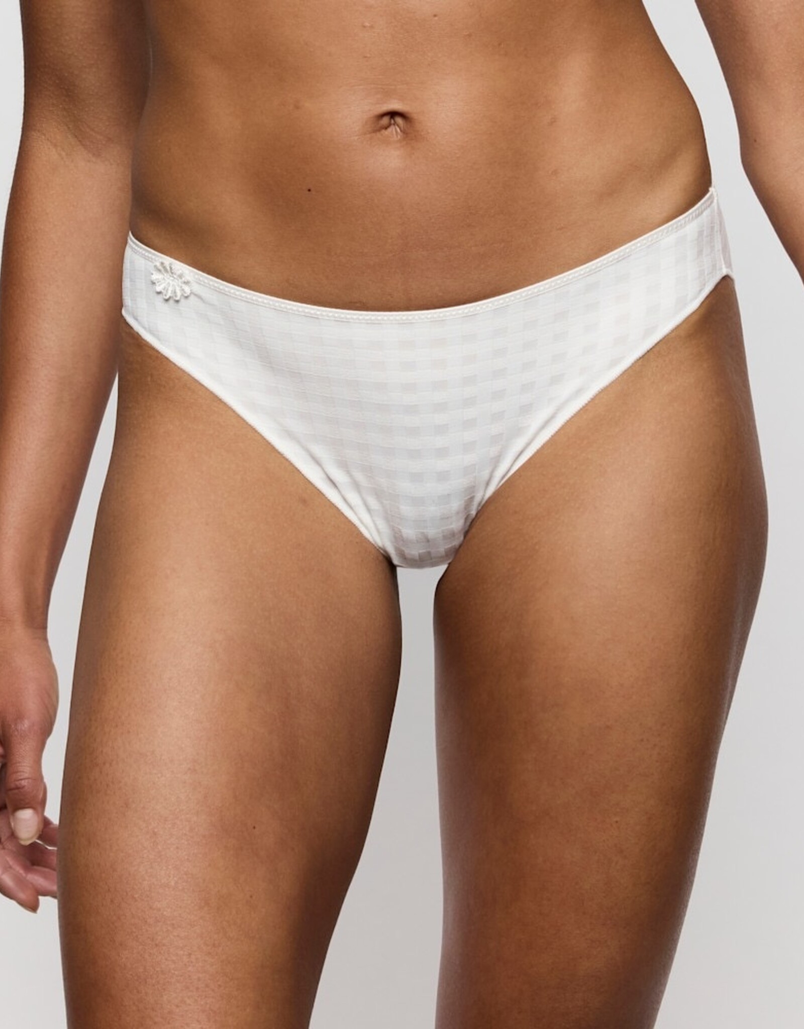 Marie Jo Avero 0500410 (basis)