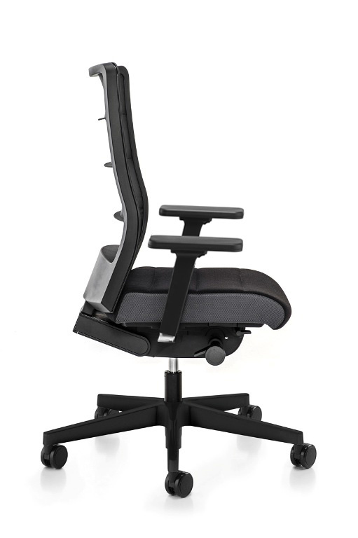 Interstuhl Airpad Light 3C44 bureaustoel zwart