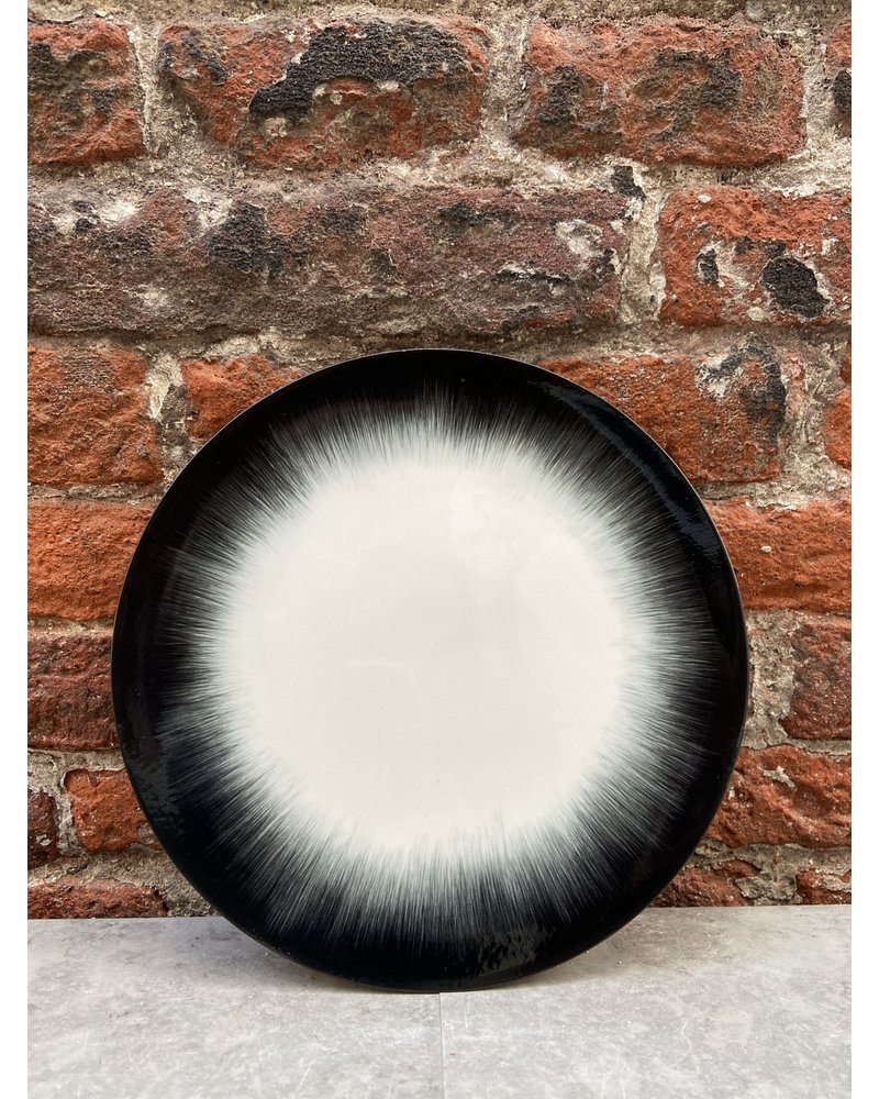 Serax Ann Demeulemeester Plate 14 cm 'Off White/Black' v.4