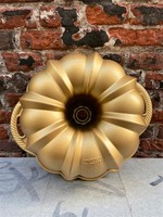 https://cdn.webshopapp.com/shops/283225/files/390147583/150x200x1/nordic-ware-anniversary-bundt-pan.jpg