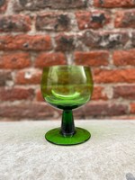 https://cdn.webshopapp.com/shops/283225/files/416787176/150x200x1/hkliving-hk-living-the-emeralds-wine-glass-low-lim.jpg