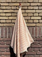 Bongusta Bongusta Bath Towel 70 x 140 cm 'Tropical & Creme'