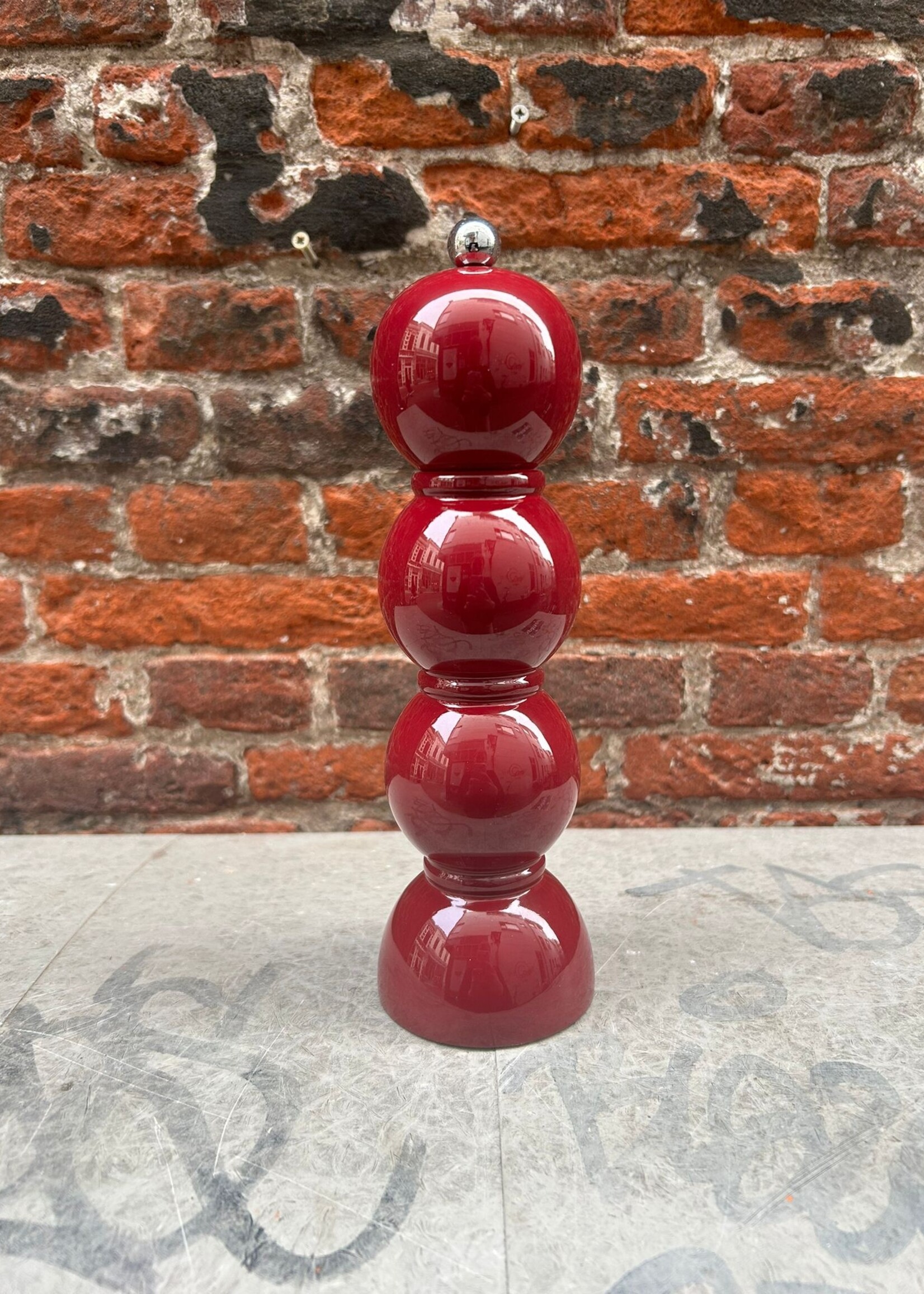 Addison Ross Addison Ross Bobbin Salt & Pepper Grinder 'Cherry'