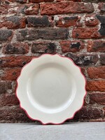 Anna + Nina Anna + Nina Carmine Scalloped Breakfast Plate
