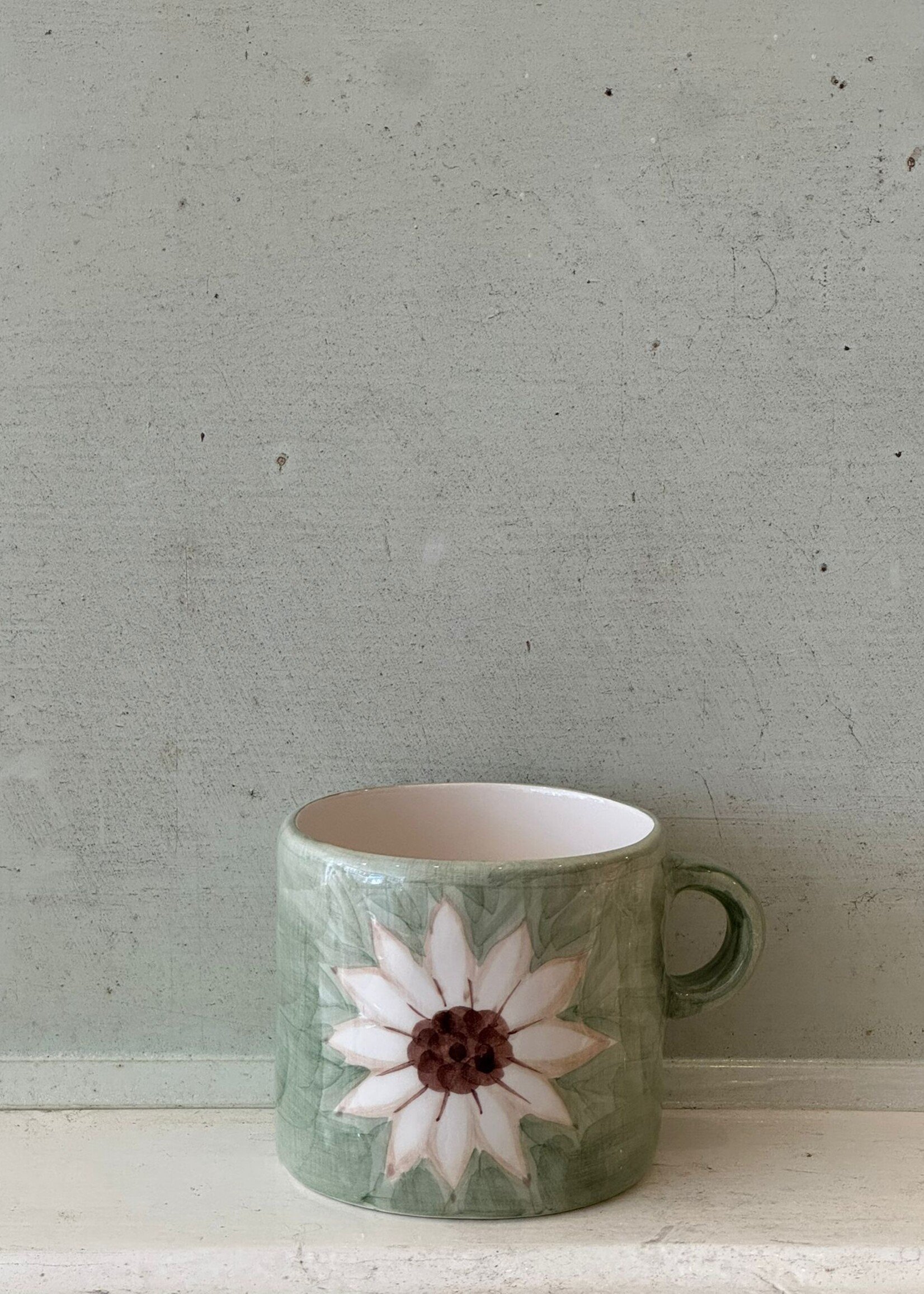 Anna + Nina Anna + Nina White Lotus Dreams Tea Mug