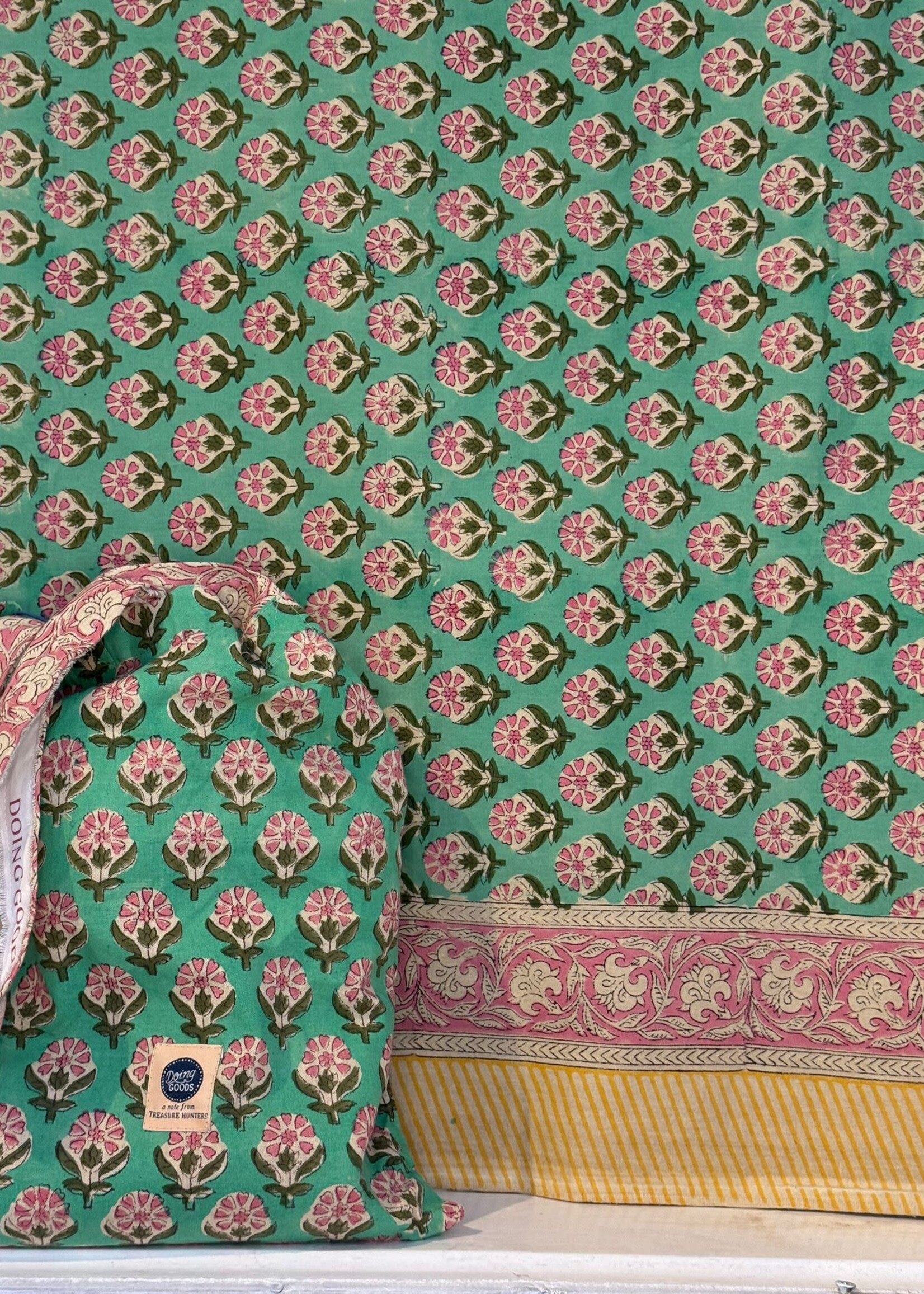 Doing Goods Doing Goods Emma Single Throw in Tote Bag 140 x 220 cm