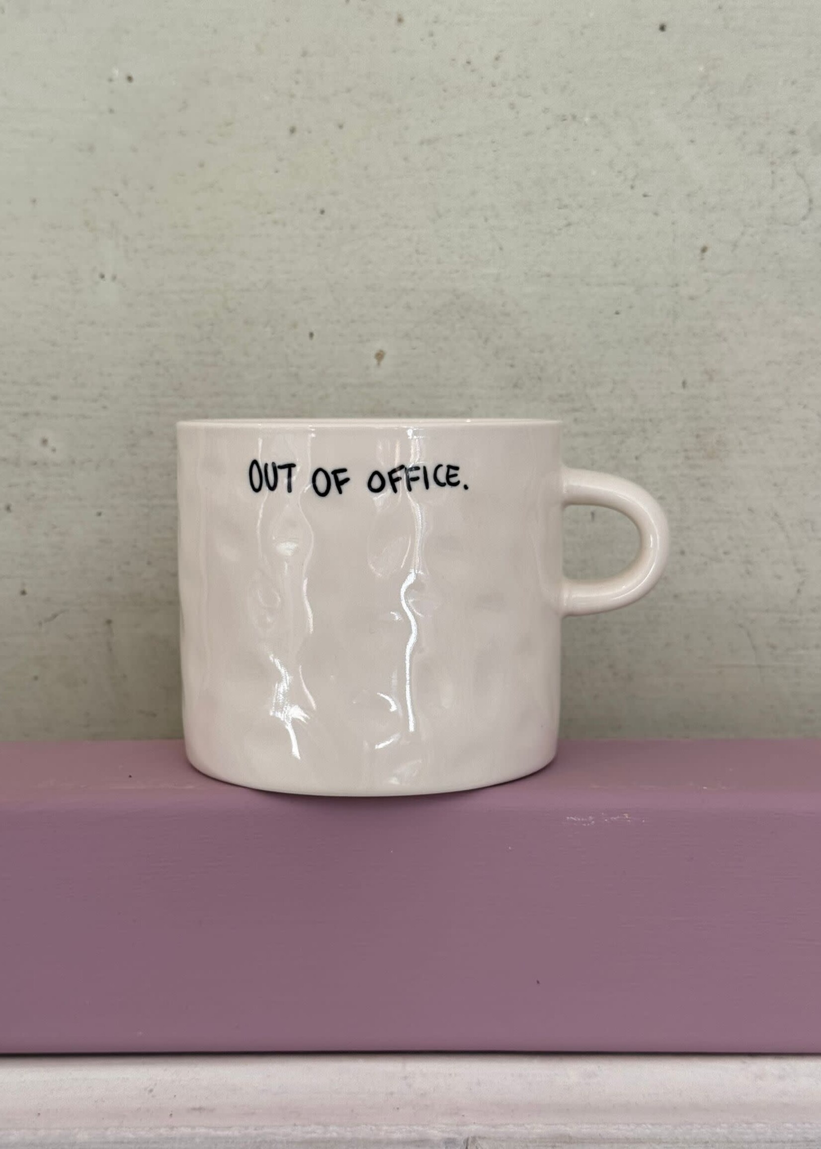 Anna + Nina Anna + Nina Mug 'Out of Office'