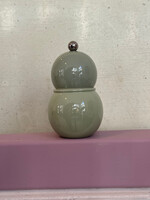 Addison Ross Addison Ross Chubby Salt & Pepper Grinder 12cm 'Sage'
