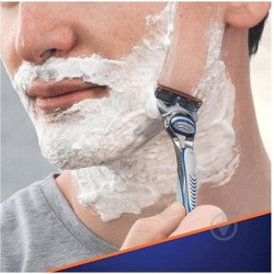 Gillette Scheerschuim - Gevoelige Huid - 6 x 200 ml - Voordeelverpakking