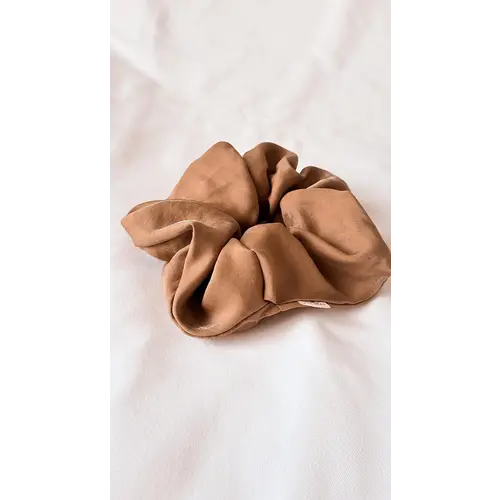 By Mev XXL Scrunchie - Crepe Camel