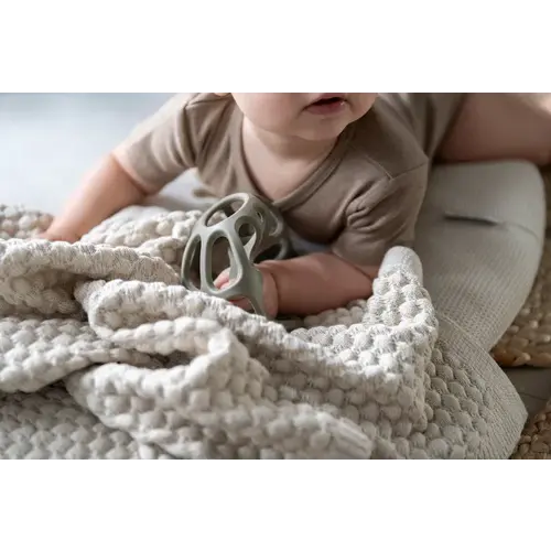 Baby's Only Flexibele en Zachte Speelbal Groen | Urban Green Baby's Only Flexibele en Zachte Speelbal Groen | Urban Green