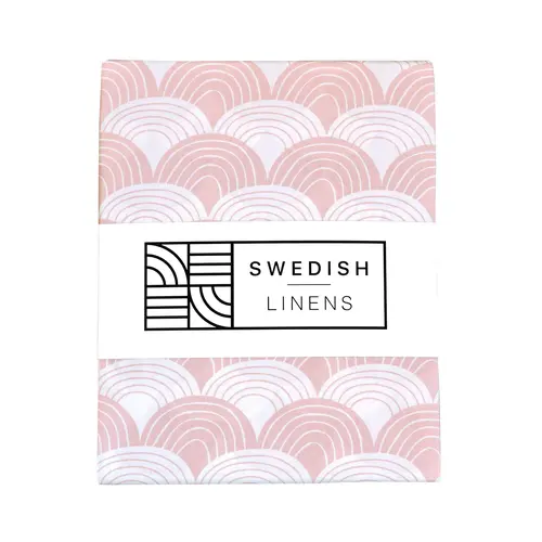 Swedish Linens Junior hoeslaken | Rainbows | Nudy Pink Swedish Linens Junior hoeslaken | Rainbows | Nudy Pink