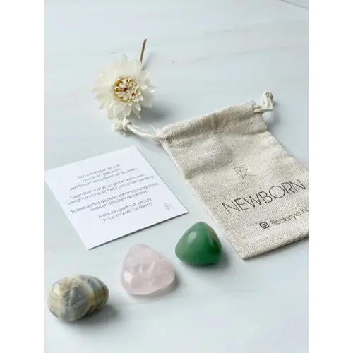Rockstyle Newborn (Geboorte) Giftbag (rozenkwarts, maansteen, aventurijn) Rockstyle Newborn (Geboorte) Giftbag (rozenkwarts, maansteen, aventurijn)