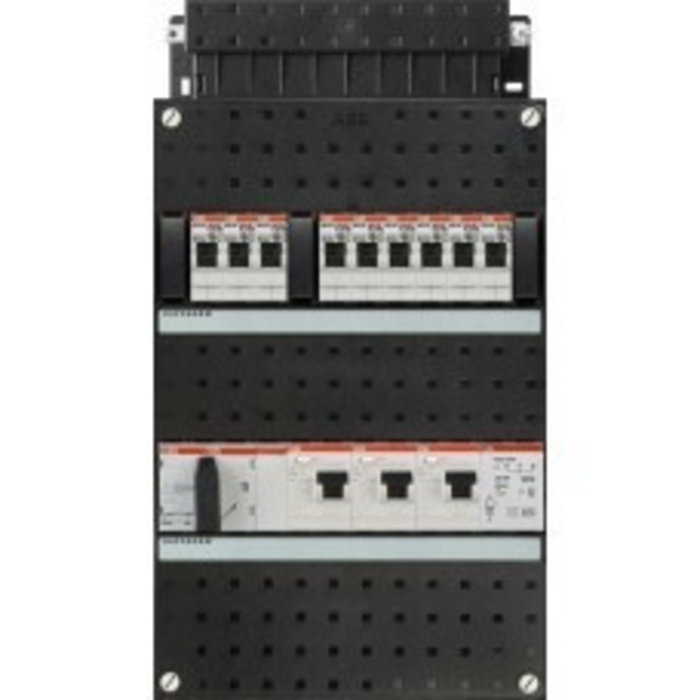 ABB ABB groepenkast 3-fase, 9 groepen, 3 Aardlekschakelaars 2-P, 1 beltrafo, 1 hoofdschakelaar 4-P 40A