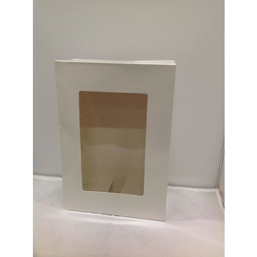 Onbekend Gebakdoos, Karton, M, 24,5x17x7,5cm Onbekend Gebakdoos, Karton, M, 24,5x17x7,5cm