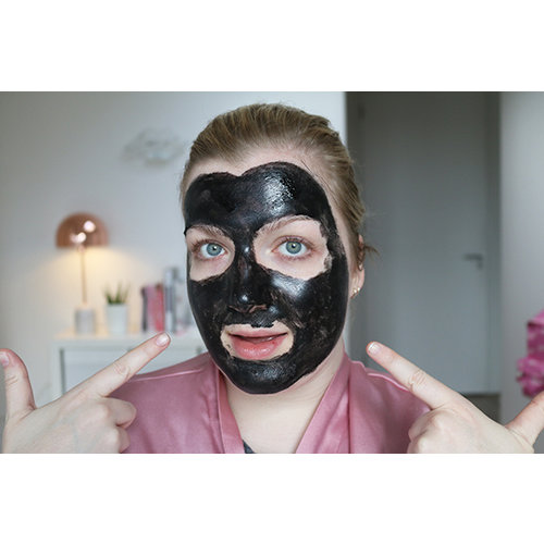 Montagne Jeunesse  Charcoal Mud/ Zwart Zeewier Mask(masker) 8 gr