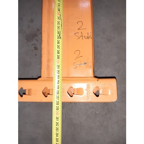 Pallet stelling liggers nedcon orange 258 cm Pallet stelling liggers nedcon orange 258 cm