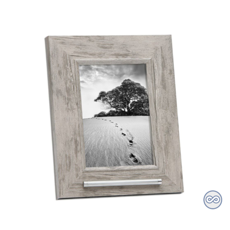Houten fotolijst met asbuisje
