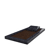 Liggende  grafsteen  Steel Grey met omranding en grond