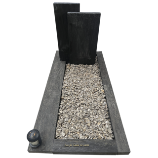 GR07 - Franse leisteen grafsteen met omranding