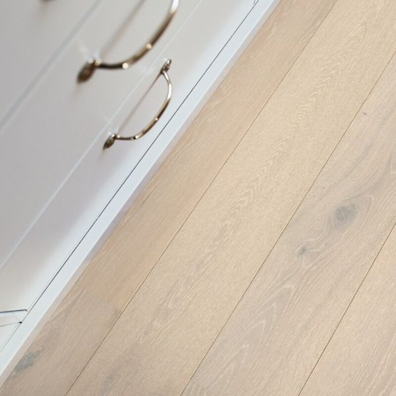 Lofoten Arctische Eik W1216-03572-3