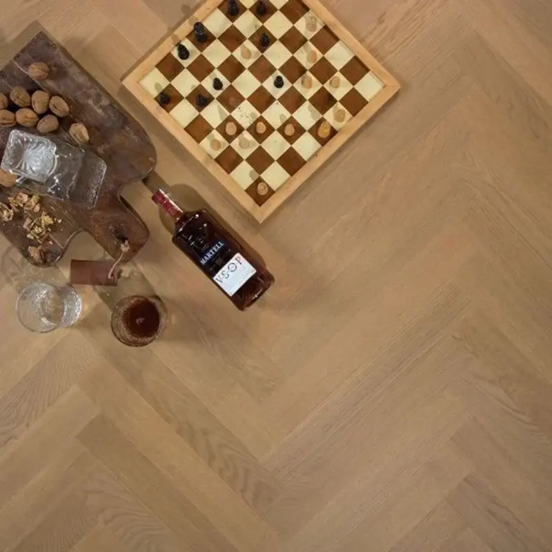 Herringbone Eiken Sole 04018