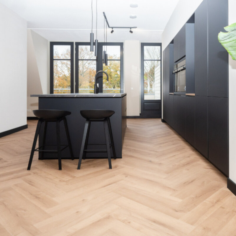 Click Herringbone HWD20611