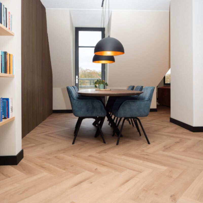 Click Herringbone HWD20611