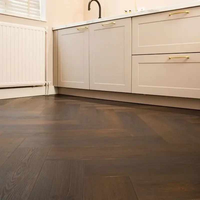 Lijmstrook Visgraat Naaldhout Black Forest 4540