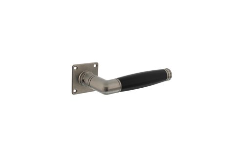 Deurkruk Ton 212 met vierkant rozet 42x42x2 mm rvs geborsteld