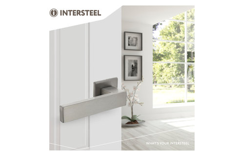 Intersteel - Deurkruk Amsterdam op vierkante rozet 50x50x5 mm rvs geborsteld